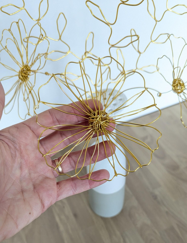 detail cosmos double fil metal dore tiges pliables