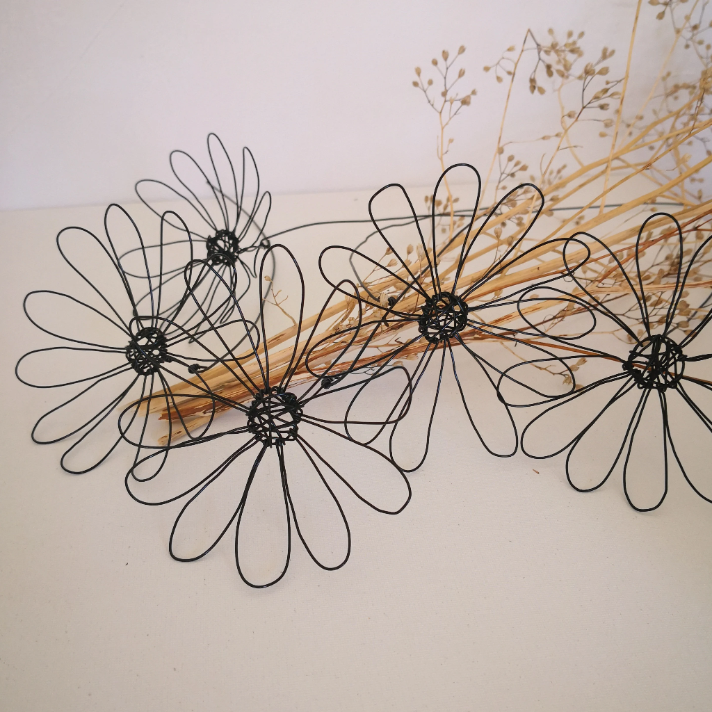 fleurs eternelles marguerites fil metal noir cadeau original pour maman