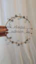 couronne-bois-bambou-prenom-fil-aluminium-noir-artisanal.webp