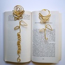 detail marque-page fil metal prenom rose artisanal fait main