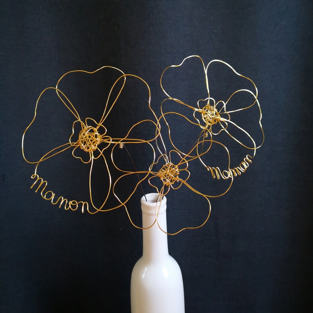 fleur prénom fil de fer doré cadeau baptême personnalisé