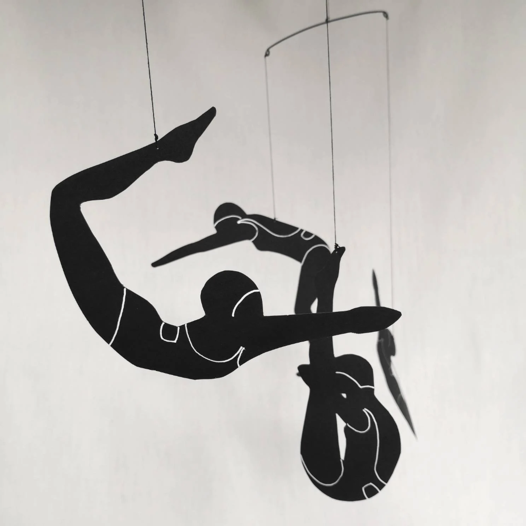 Mobile Cinétique Design Les Nageuses- décoration suspendue rétro & zen (Noir)