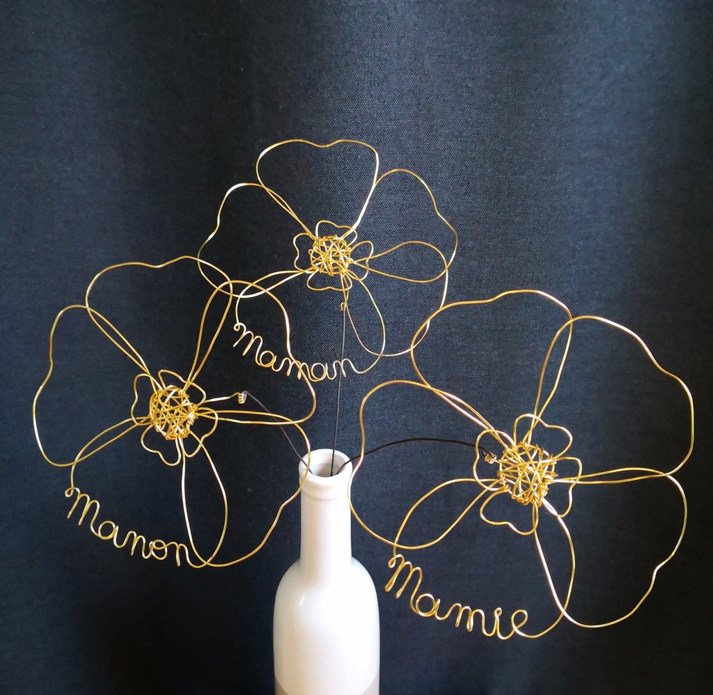 Fleur Prénom Personnalisée en Fil de Métal Doré -Cadeau fait main (1 fleur prénom, Aucune, Non)